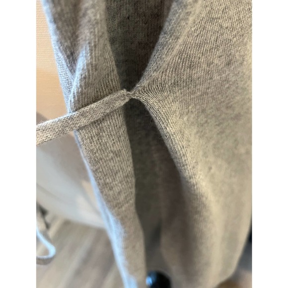 BCBG Maxazria Cashmere Sweater - Picture 8 of 10